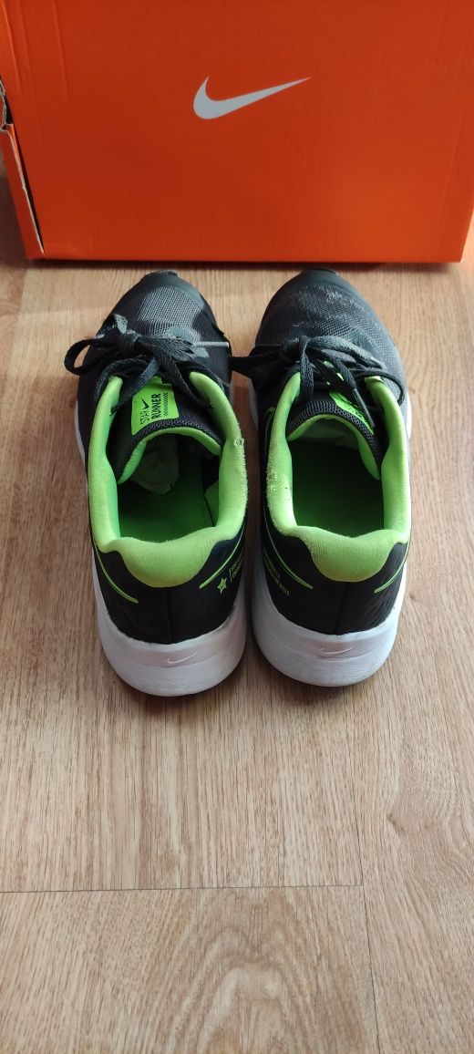 Nike buty chłopięce sportowe rozmiar 38