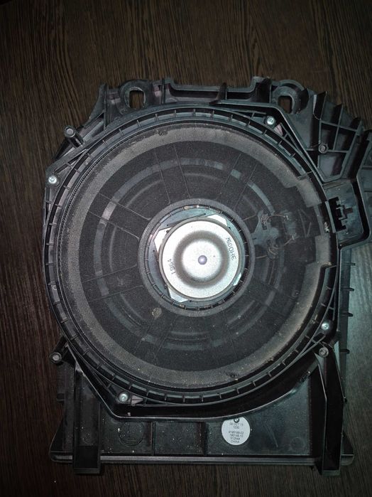 Продаю динаміки від BMW F10