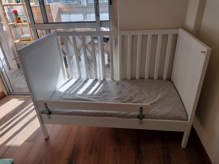 Berço IKEA sundvik
