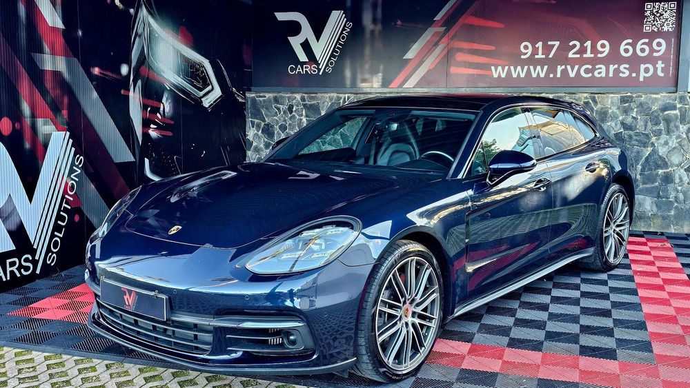 Porsche Panamera Sport Turismo 4 E-Hybrid Platinum Edition