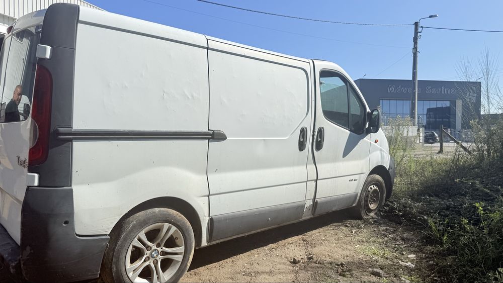 Renault trafic II 1.90Dci ano 2002 para peças