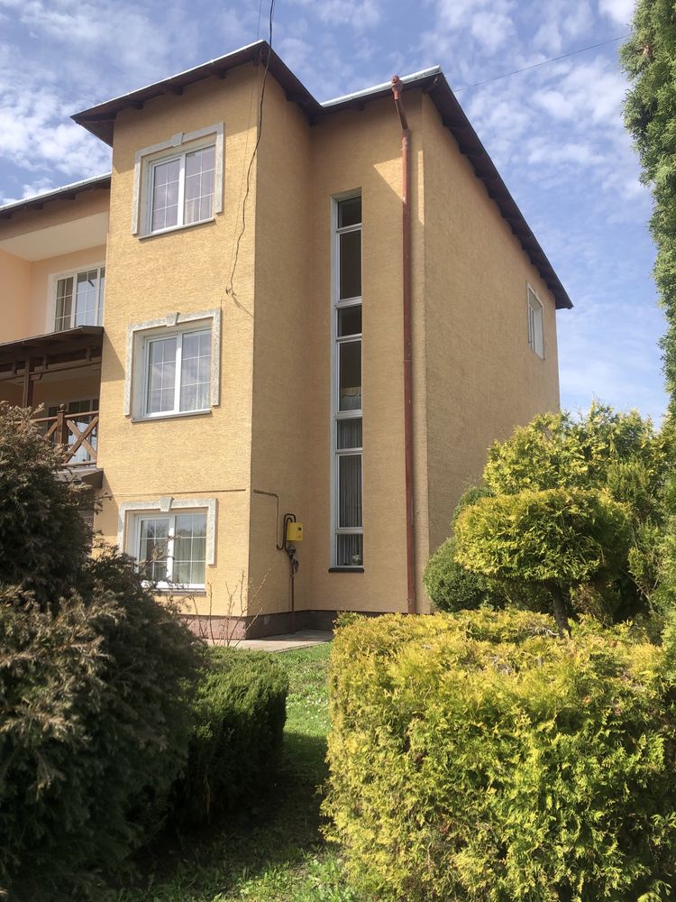 Продається приватний будинок