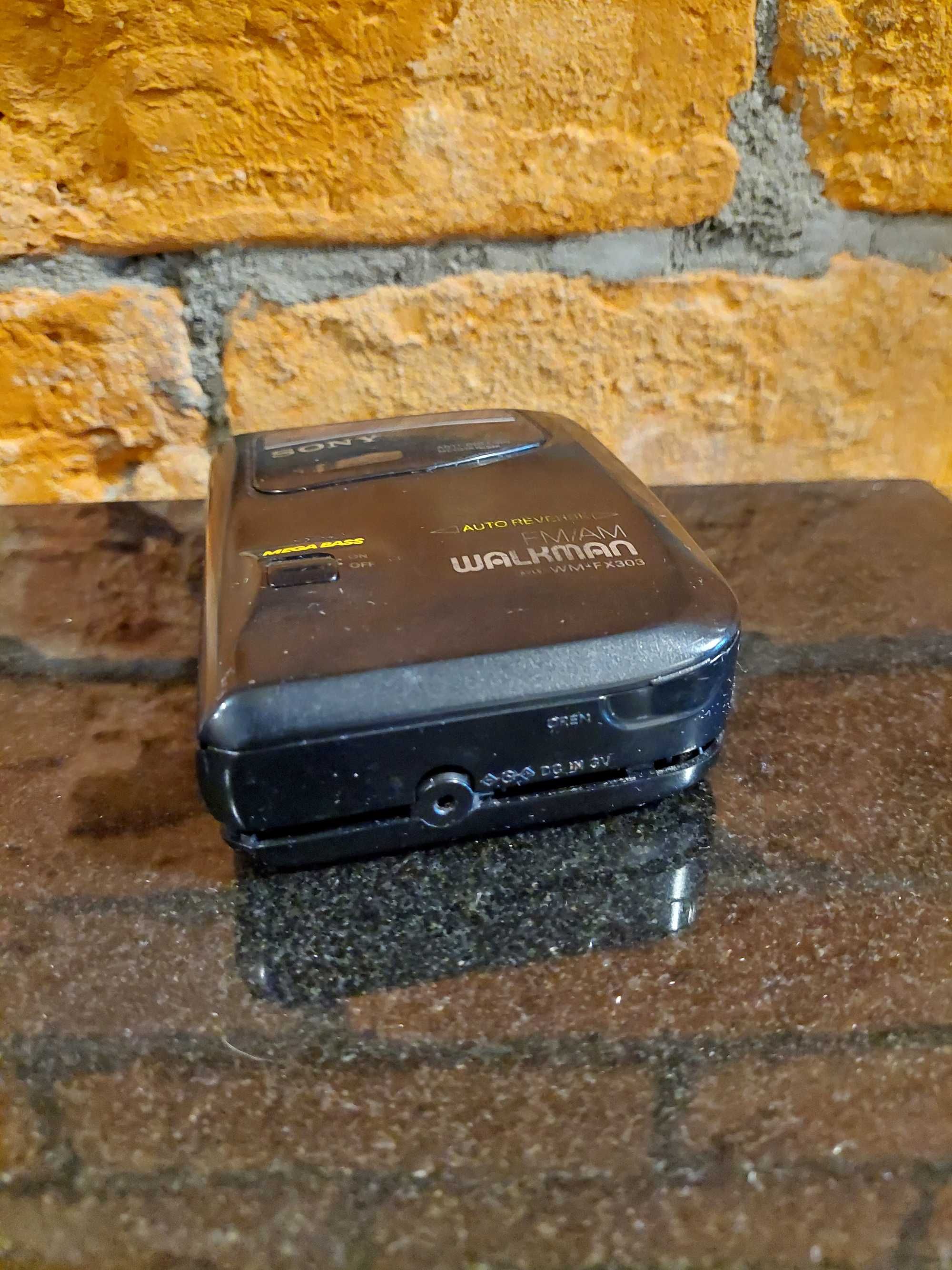 Obudowa komplet WALKMAN SONY WM-FX303 odtwarzacz kaset magnetofon oryg