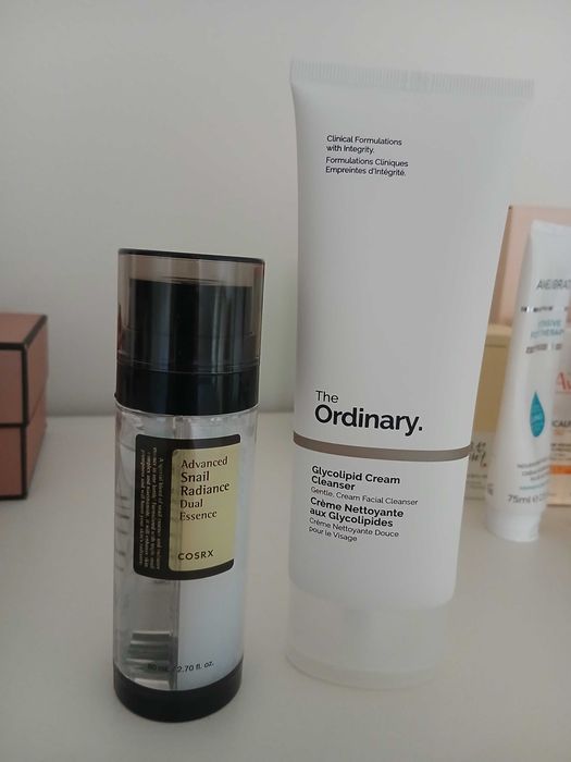 COSRX Advanced Snail Radiance Dual Essence Sérum iluminador hidratante