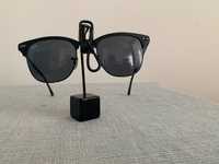 Óculos de sol Ray Ban com  lentes escuras