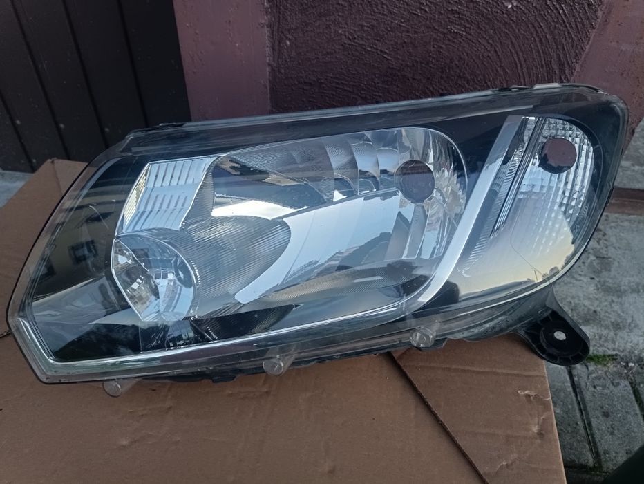 Dacia Logan Sandero II 2 reflektor przedni lewy przód orginał wysyłka