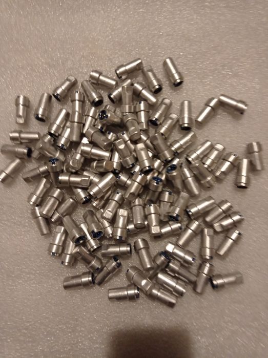 Піропатрони в ремні безпеки пульки пиропатрони в ремни