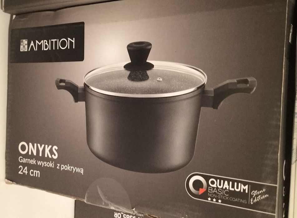 Garnek wysoki z pokrywą, aluminiowy,24 cm.Ambition Onyx
