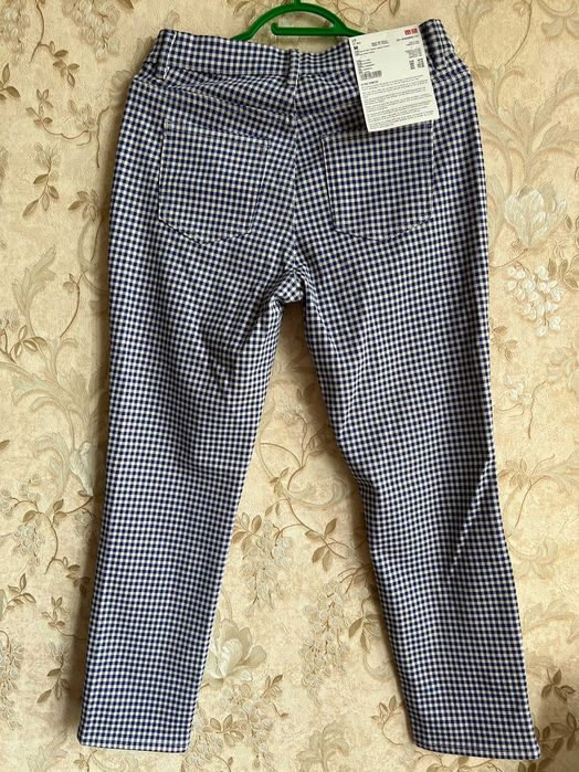 Женские ультрастрейчевые брюки UNIQLO р-р М