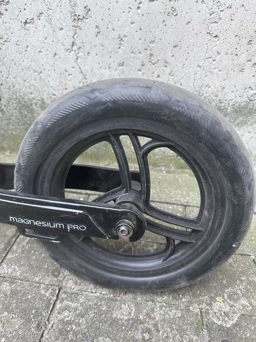 Rowerek biegowy cariboo magnesium pro