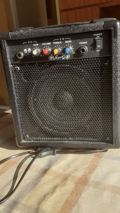 Wzmacniacz gitarowy GA-10