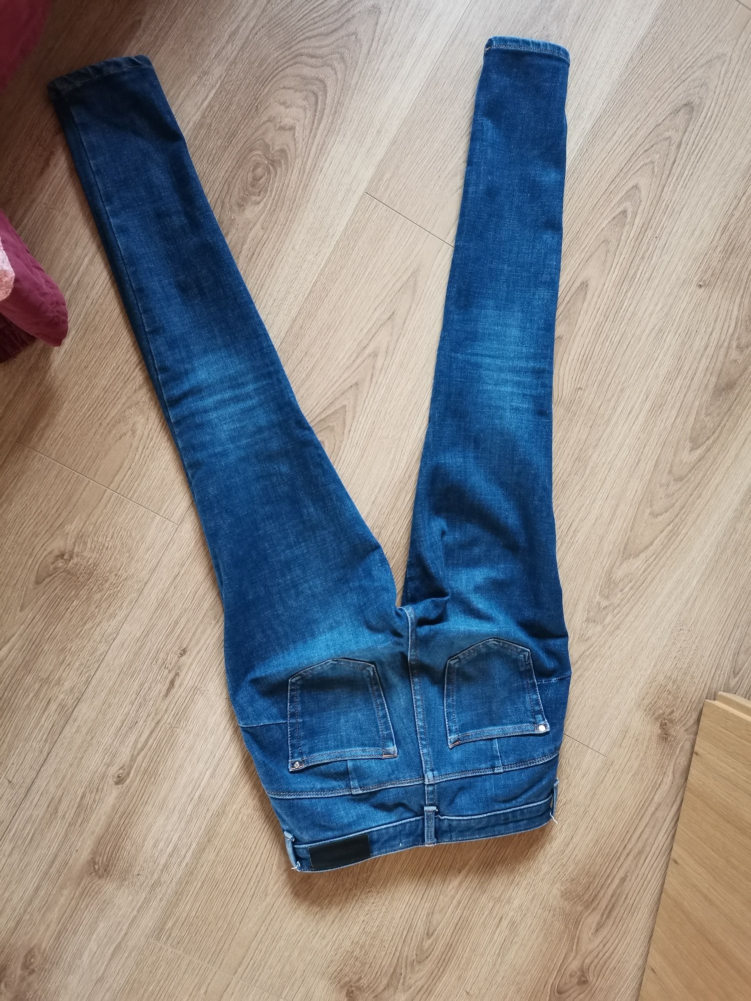 Jeansy push up mango 32