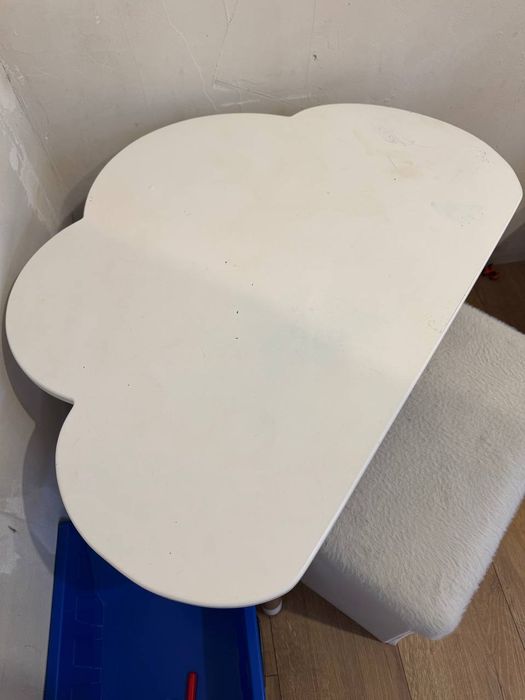 Стол детский  белый