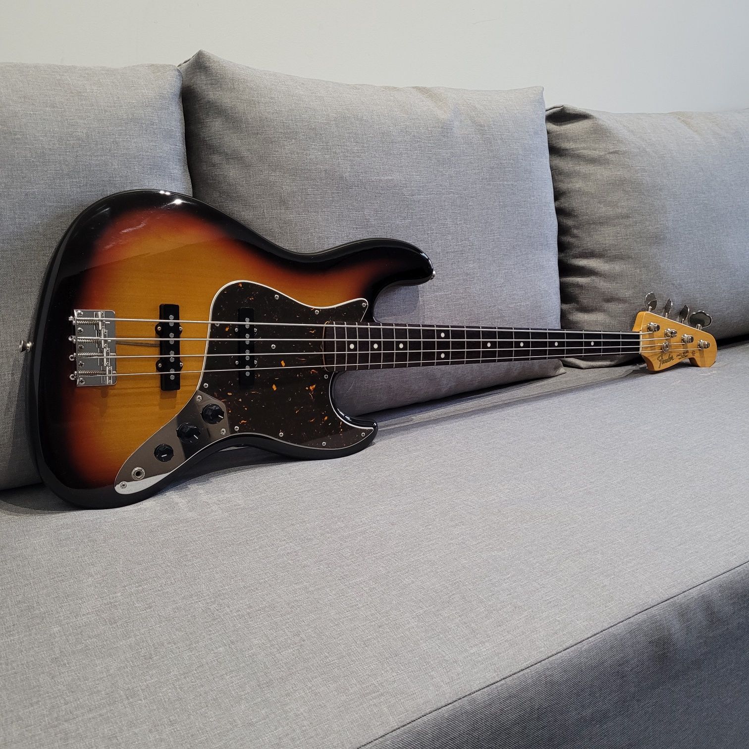 Fender Jazz Bass '62 Reissue Japan