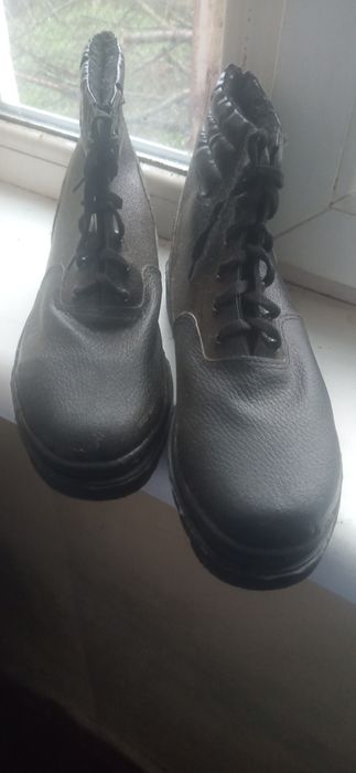 Ботинки рабочие размер 42