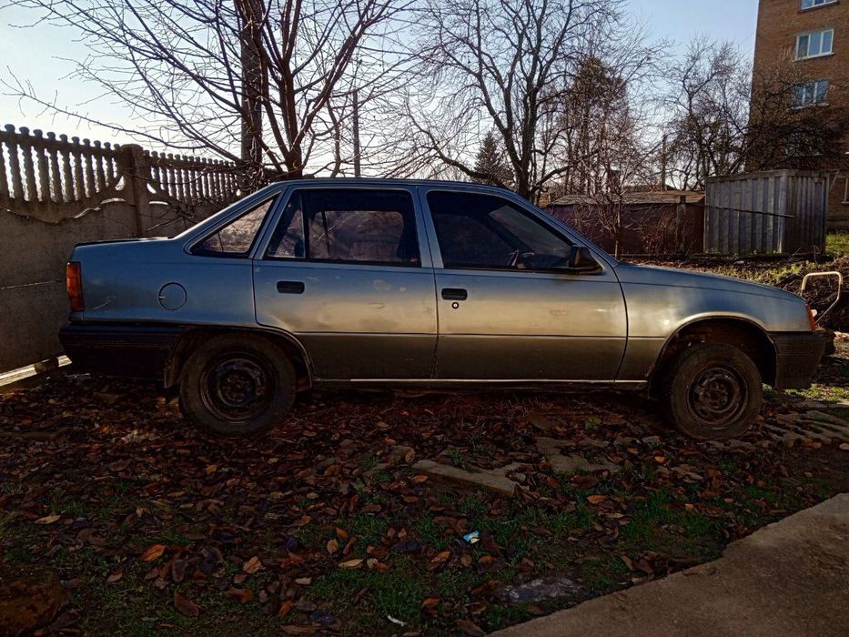 Продам Опель кадет