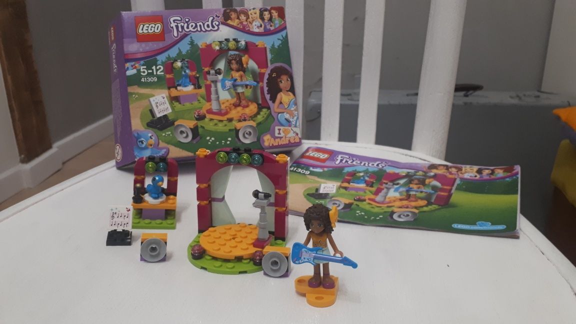 Lego friends Andrea z gitarą