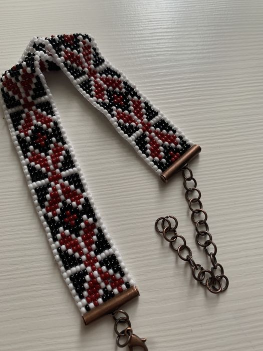 Чокер з бісеру. Український орнамент