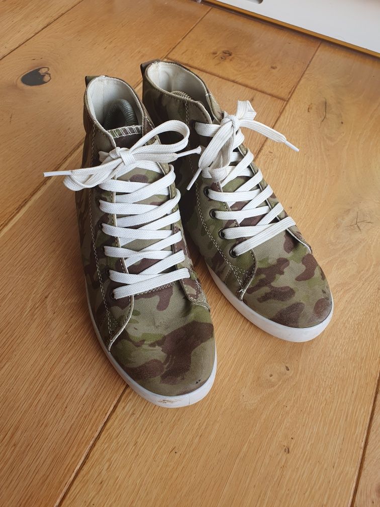 Buty trampki damskie za kostkę sportowe moro RTX walk 39