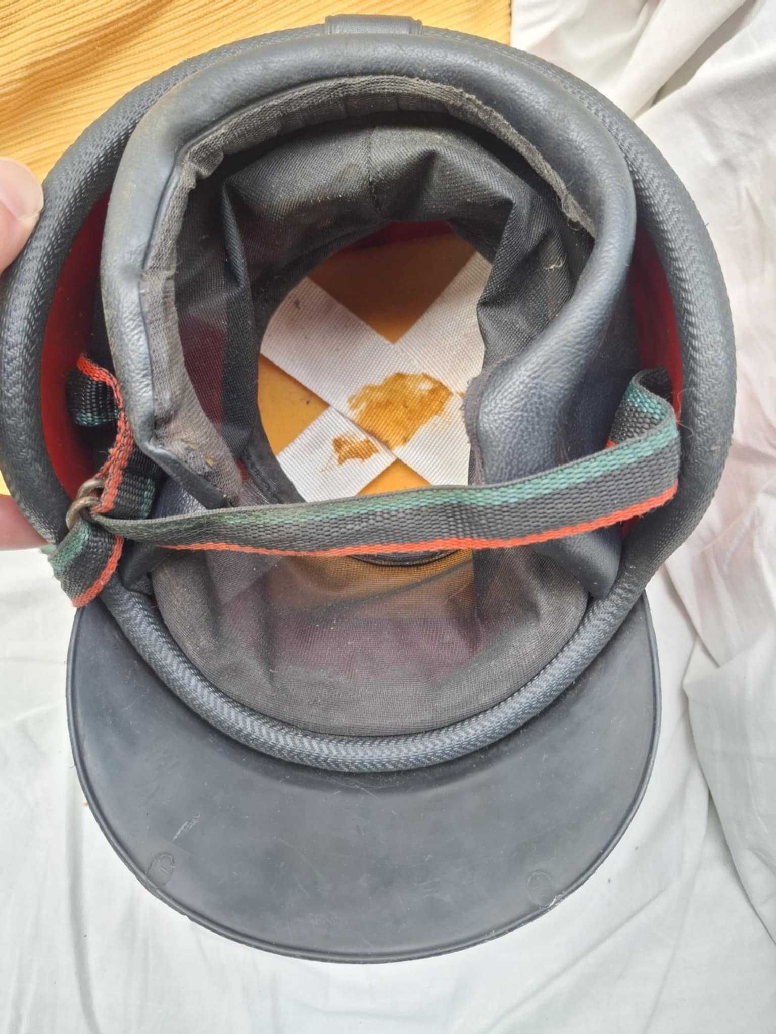 Capacete motorizada antigo