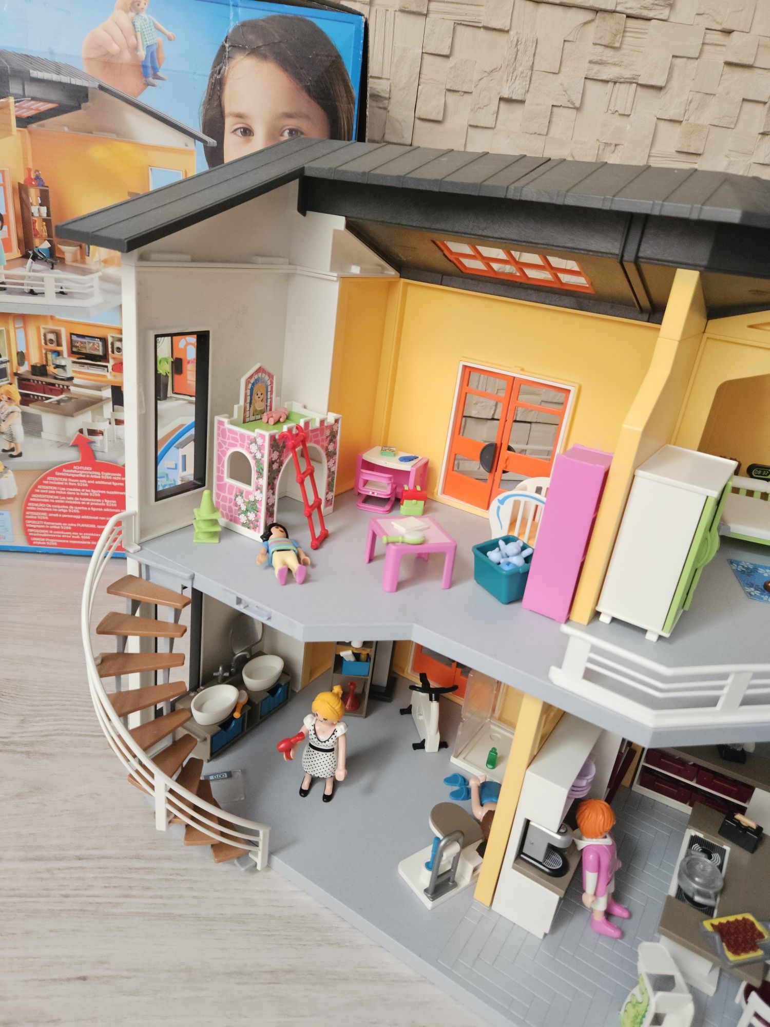 Ogromy zestaw Playmobil całość dom przedszkole szpital