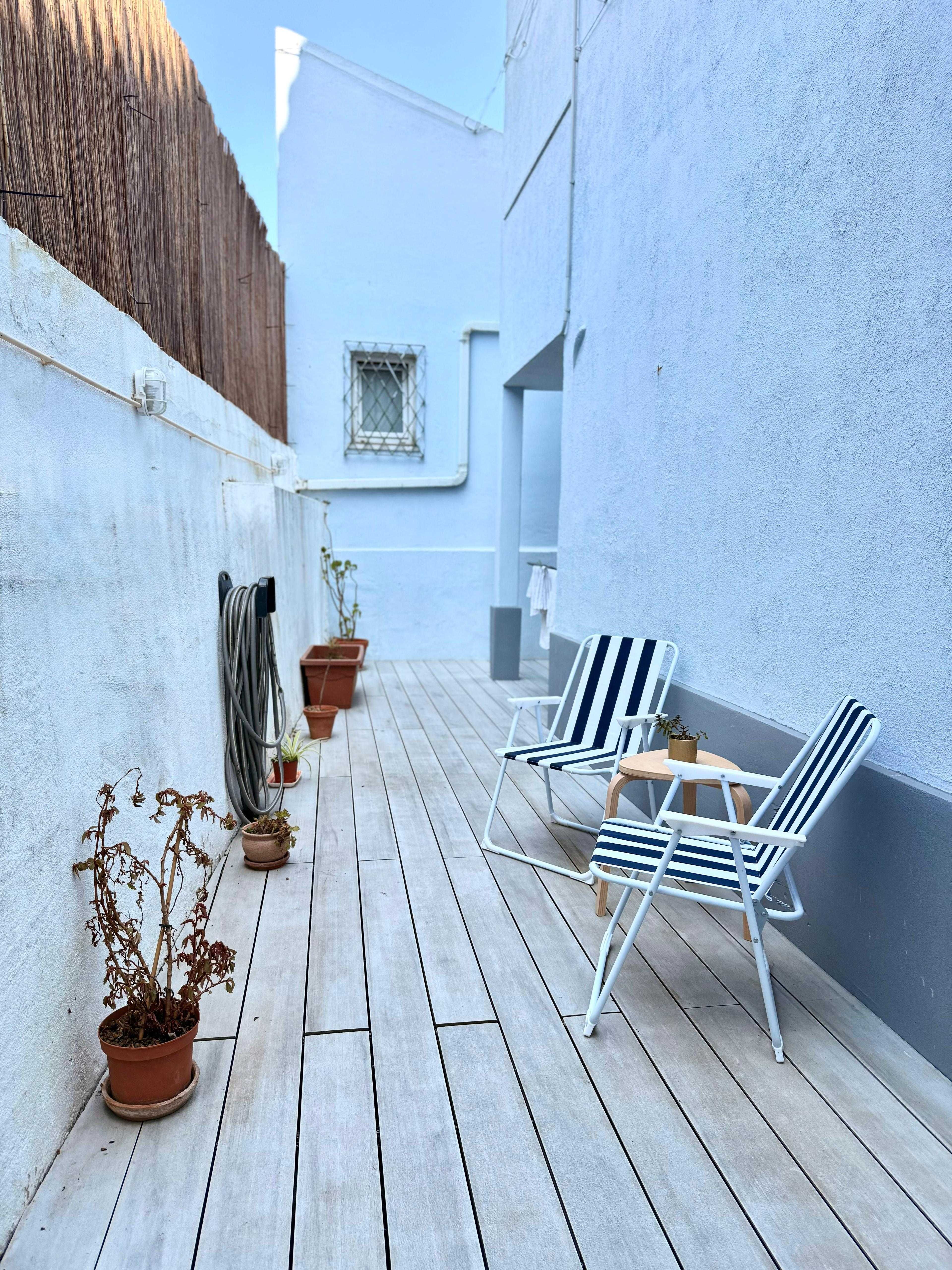 Quarto para arrendamento a 1 minuto da Praia