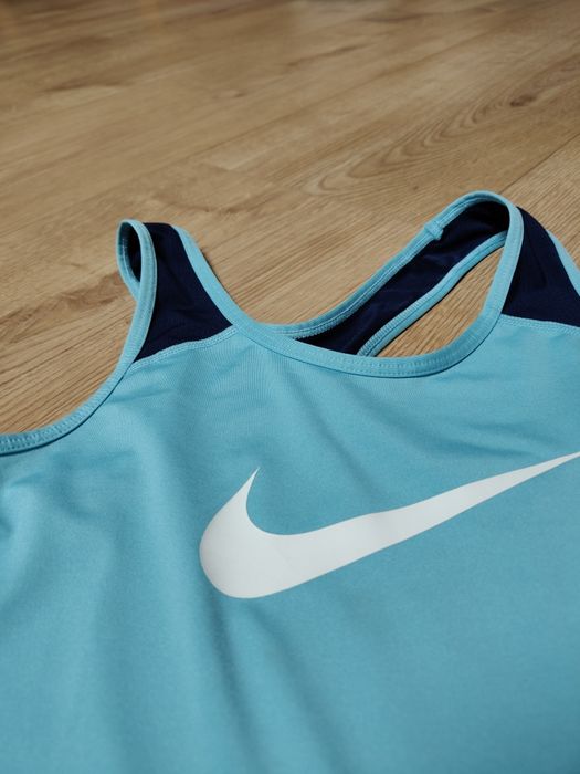 Zestaw sportowy Nike spodnie + koszulka, roz. 146 /152
