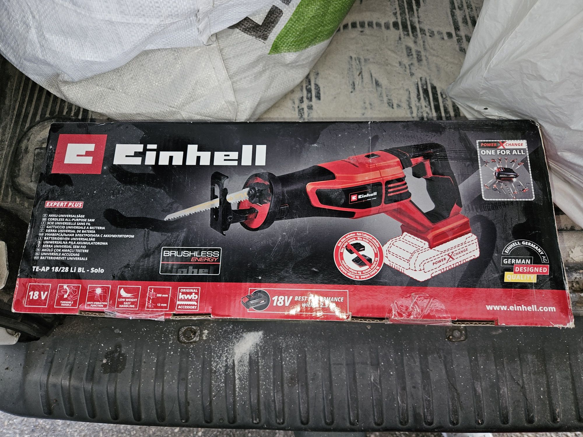Serrote einhell nova