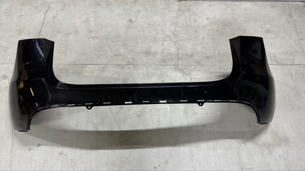 Задній бампер Tesla Model Y 2023 2024 без парктроніків