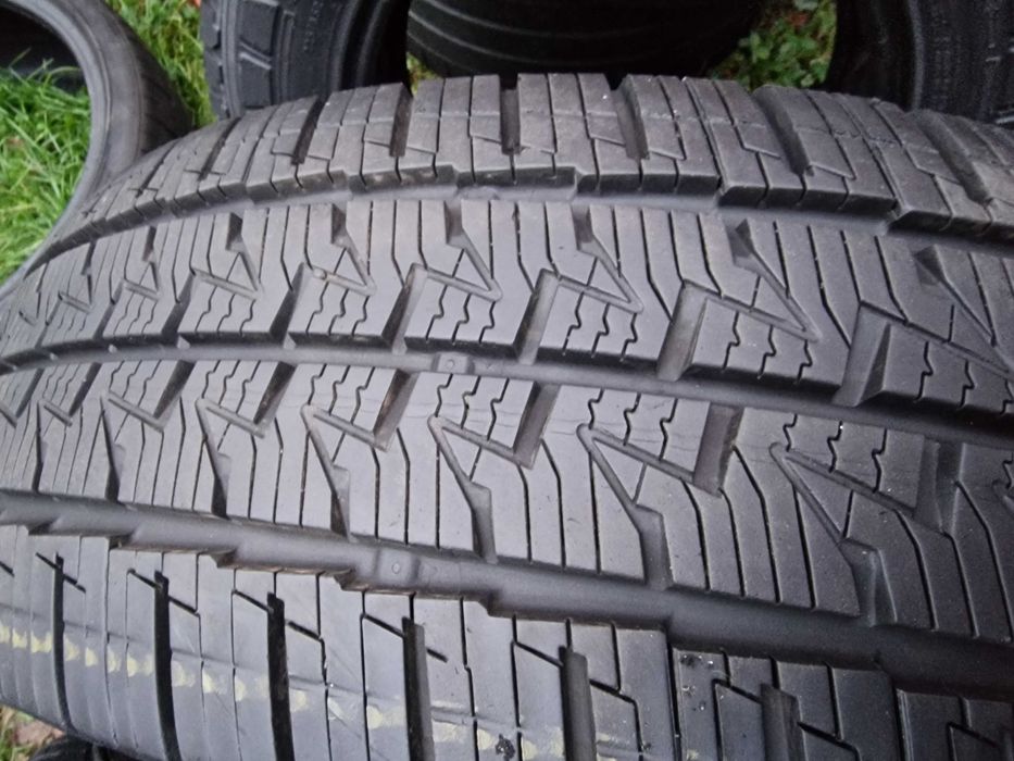 225/75/16 c Continental  całoroczna  8mm j. nowe super para 21r.