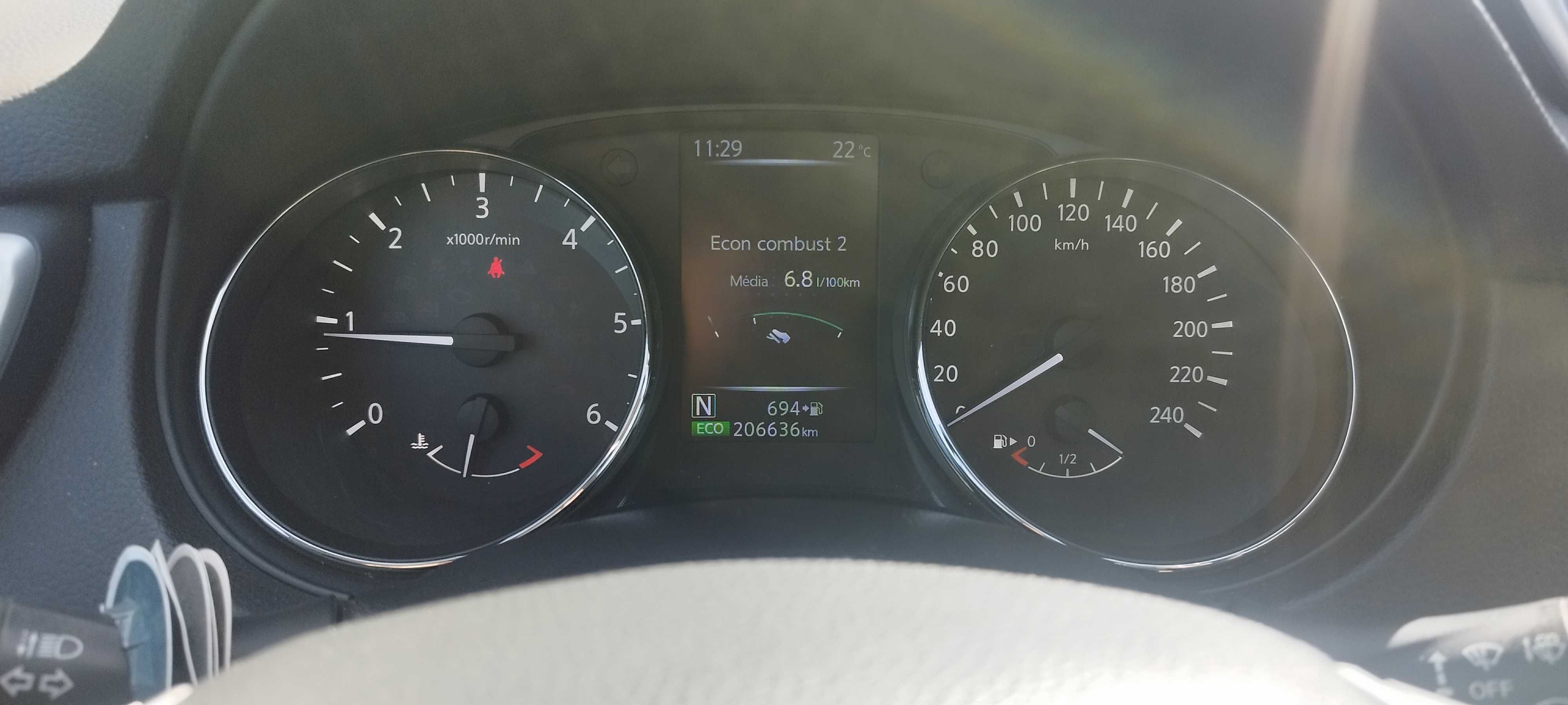 Nissan quasqhay 1,6 dci 130cv Automático