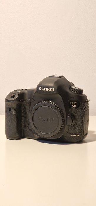 Canon EOS 5D Mark III, Stan bdb, niski przebieg + gratisy