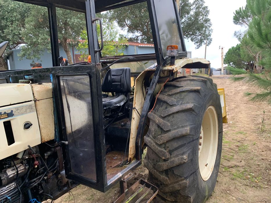 Tractor Lomborgini 4x4 Mafra