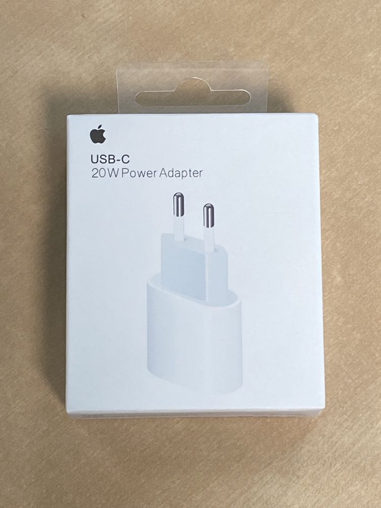 Carregador Apple USB-C 20w (NOVO)