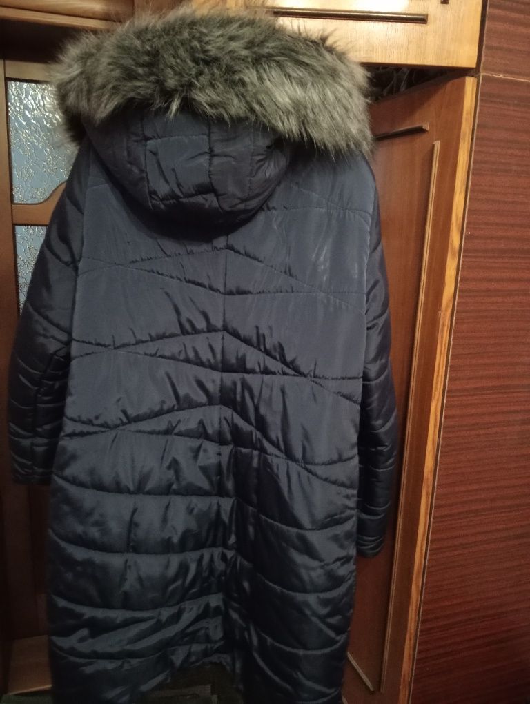 Куртка подовжена,пальто
