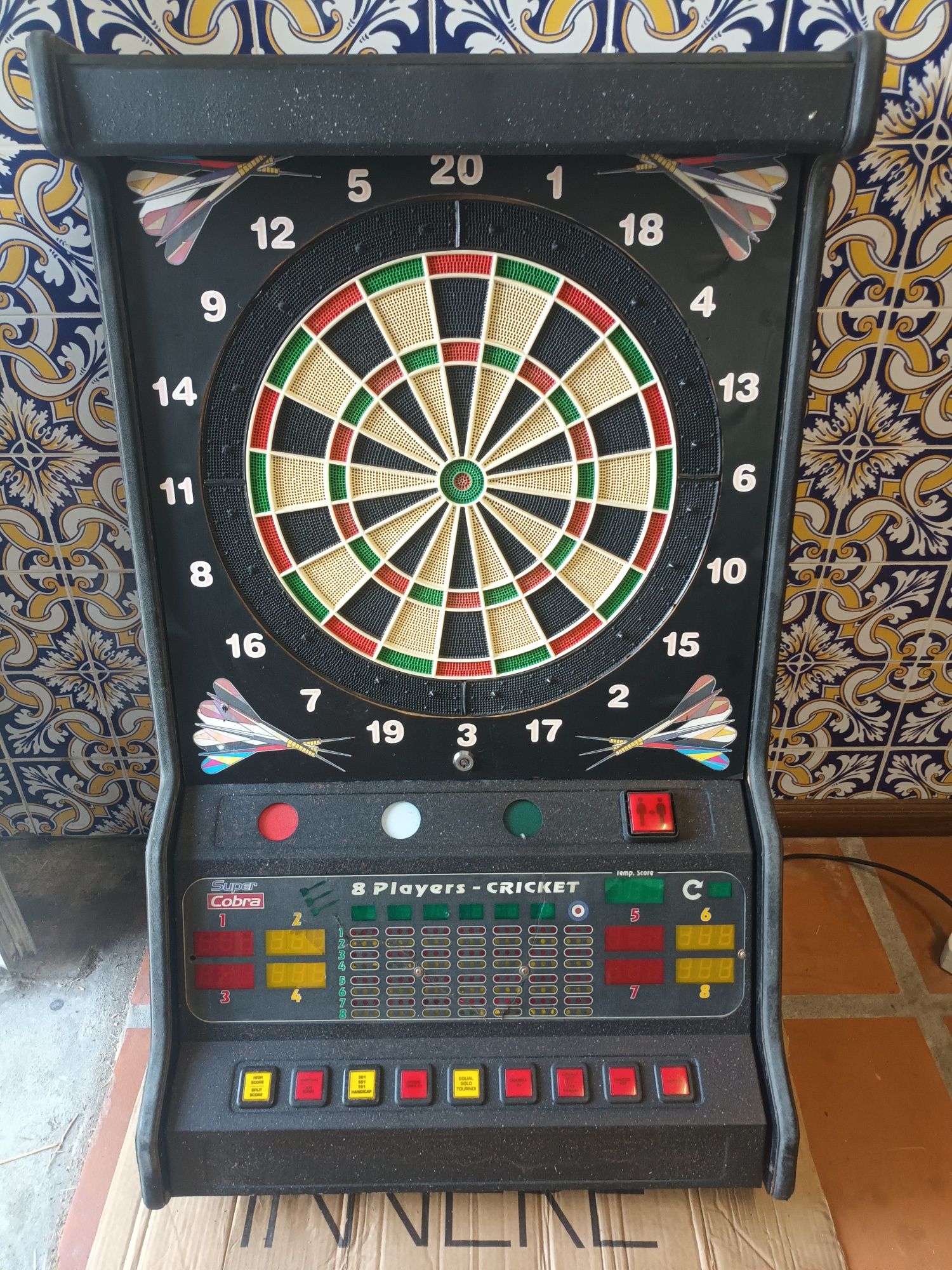Maquina de Setas Dardos Modelo Super Cobra. Toda restaurada. 100%