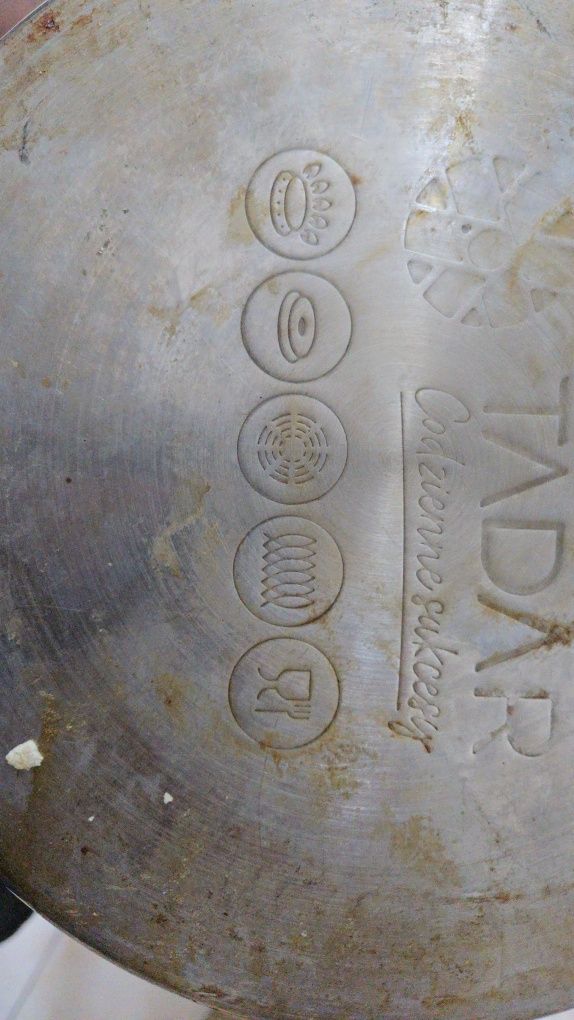 Garnek nierdzewny Tadar 4L z pokrywką