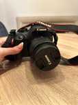 Canon 1200D com bolsa e tripé