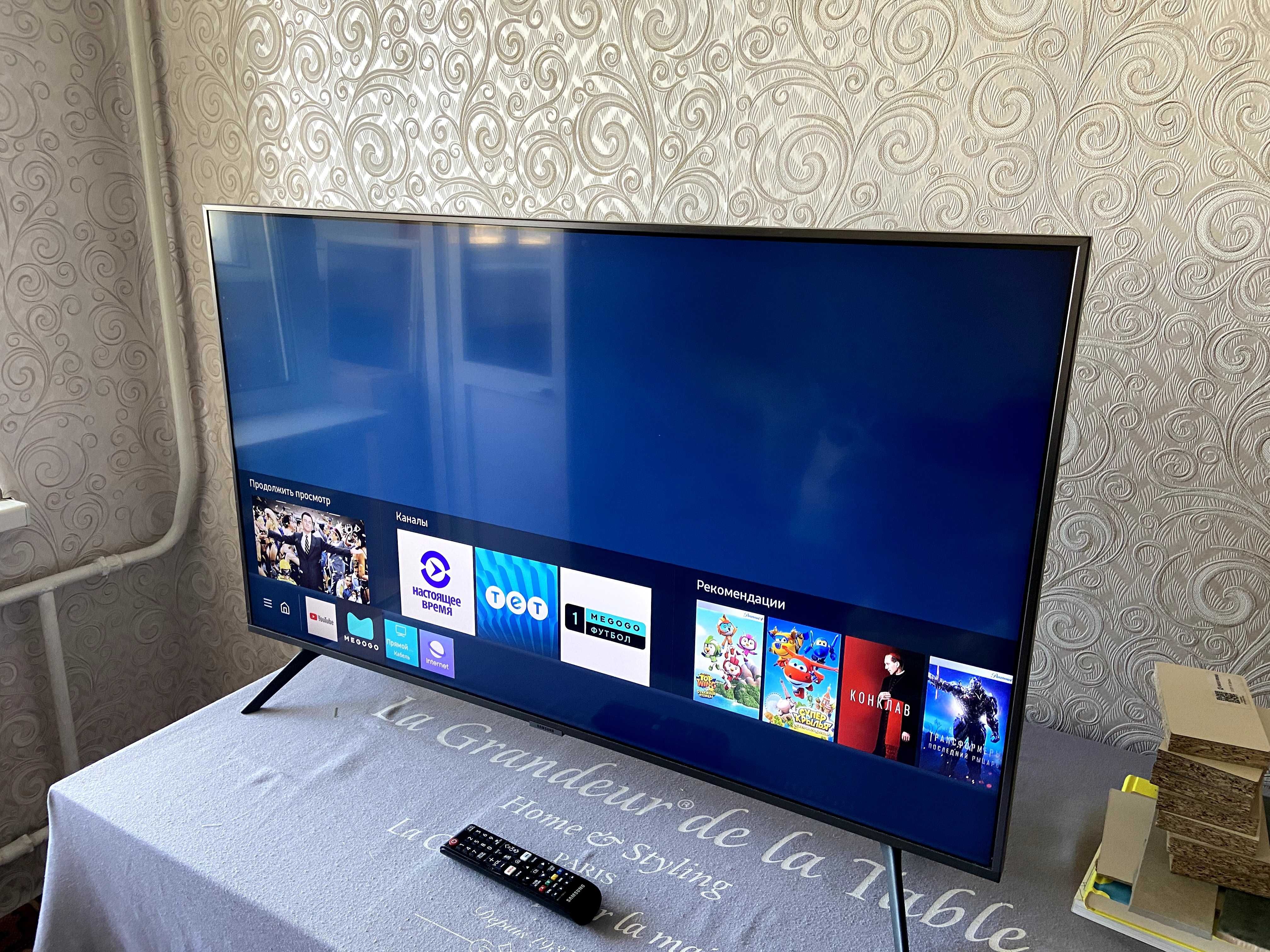 Телевізор 4K Samsung UE43TU7100U 43дюйми