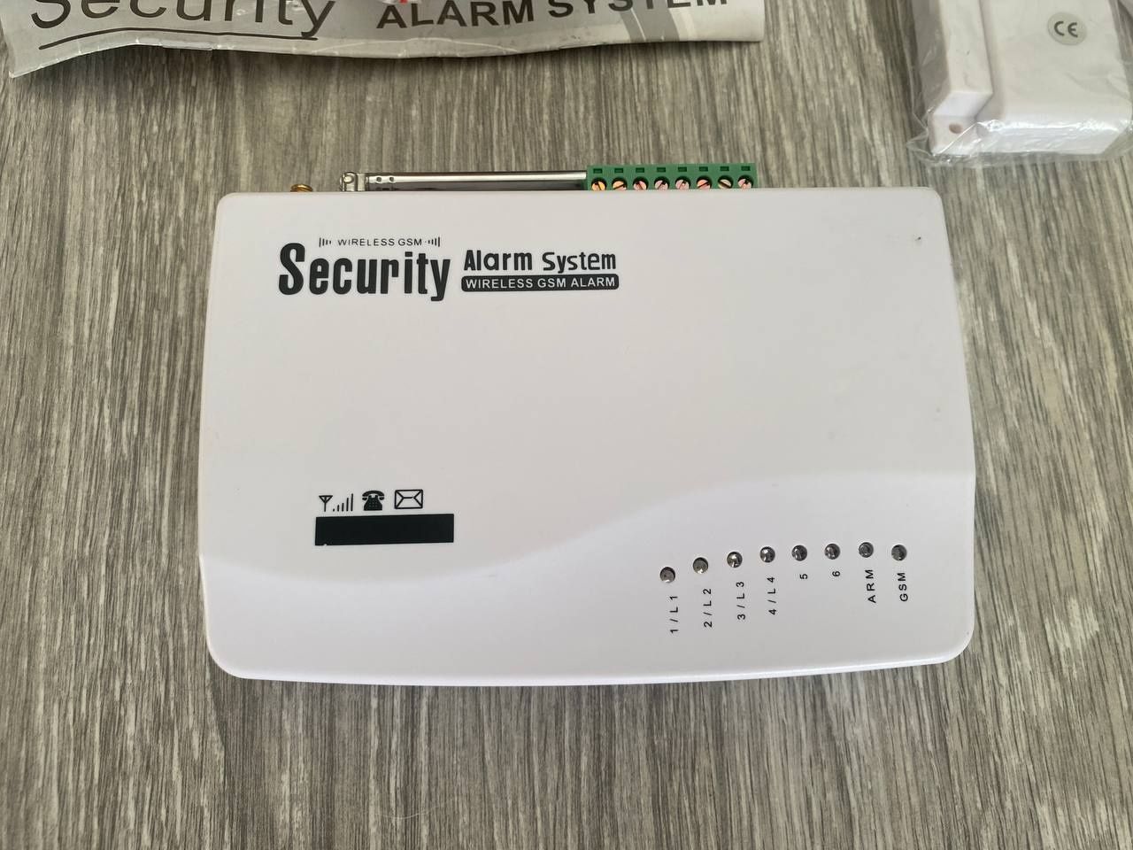 GSM сигнализация Security Alarm System на 6 датчиков 3 пульта и сирена