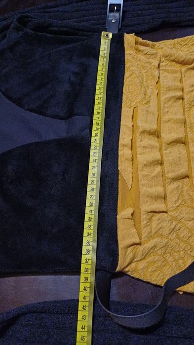 Sukienka czarno-żółta z paskiem M