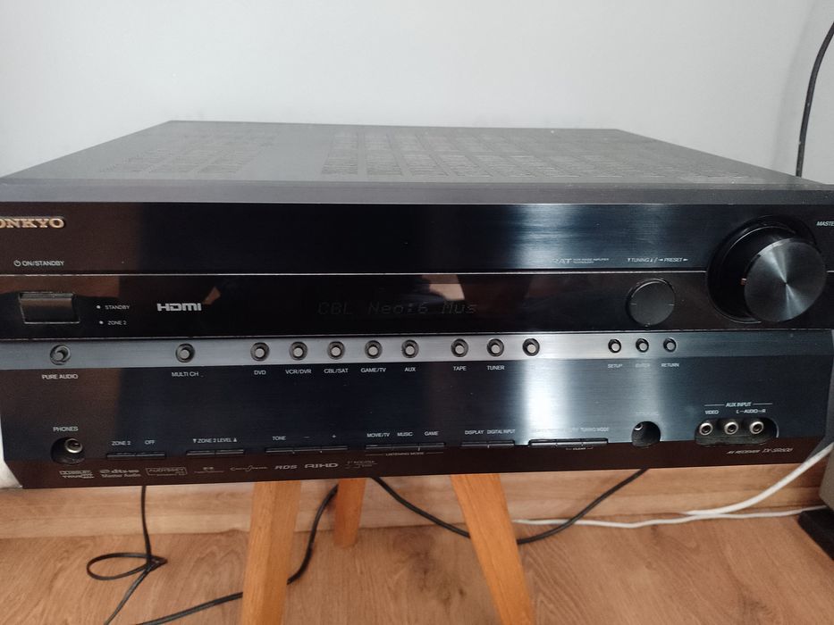 Amplituner ONKYO SR-608