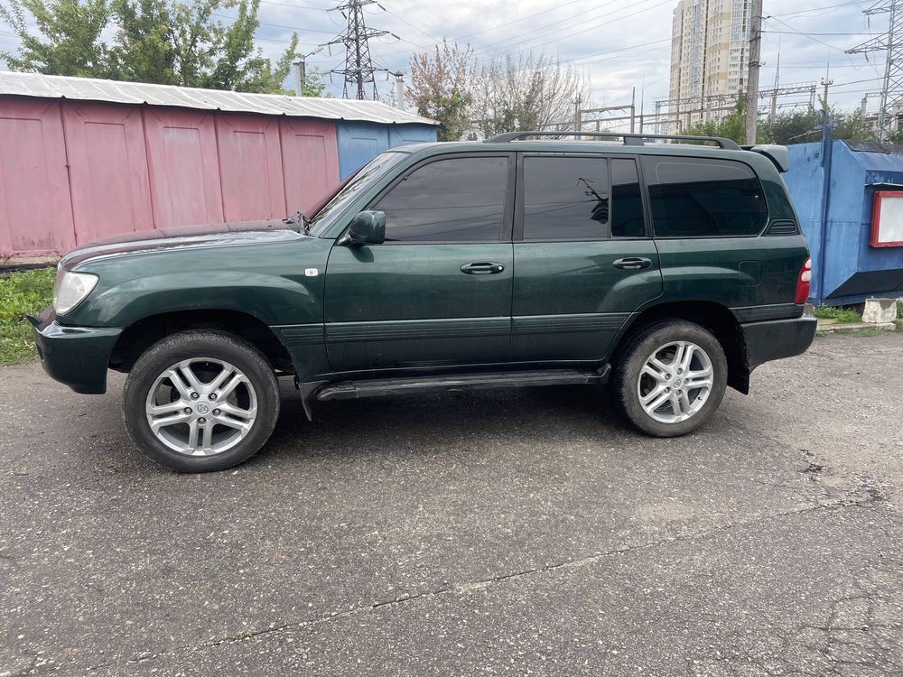 Land Cruiser 100