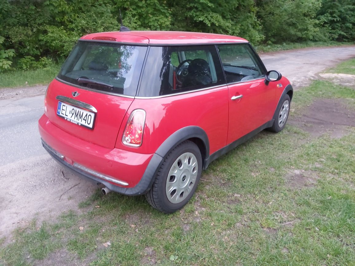 Mini tanio łódź 1.6 2005 r