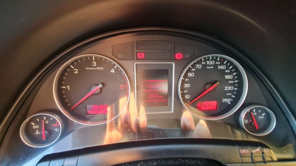 Audi A4 1.9 130cv 2003