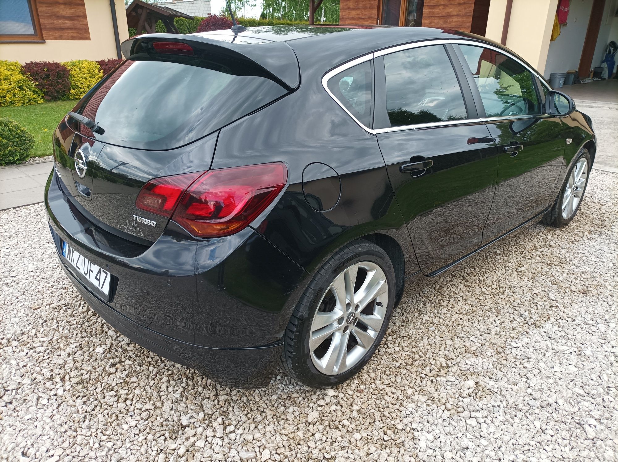 Opel Astra J 1,4 TB+ Gaz 140KM