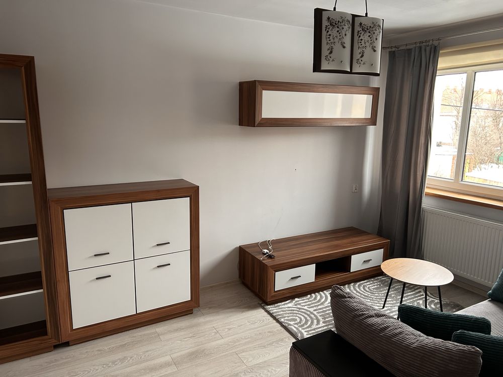Mieszkanie do wynajęcia w centrum Bielawy 33 metry , wyposażone