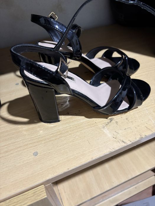 Sapatos de cerimónia tamanho 36