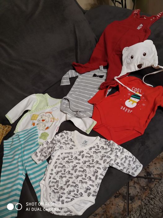 Zestaw ubranek dla niemowlaka 62 68