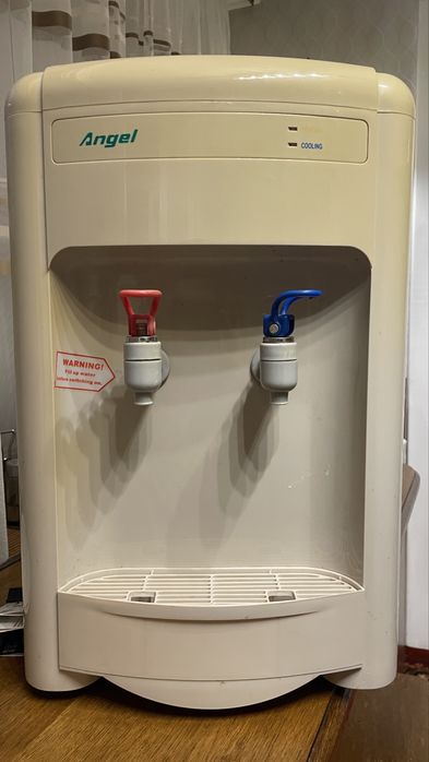 Продам кулер для води Angel.